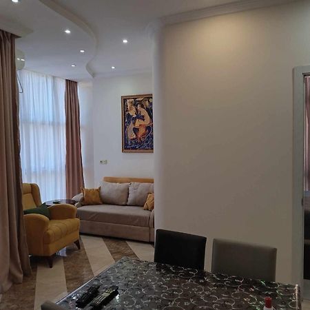 Apartment Face Батуми Экстерьер фото