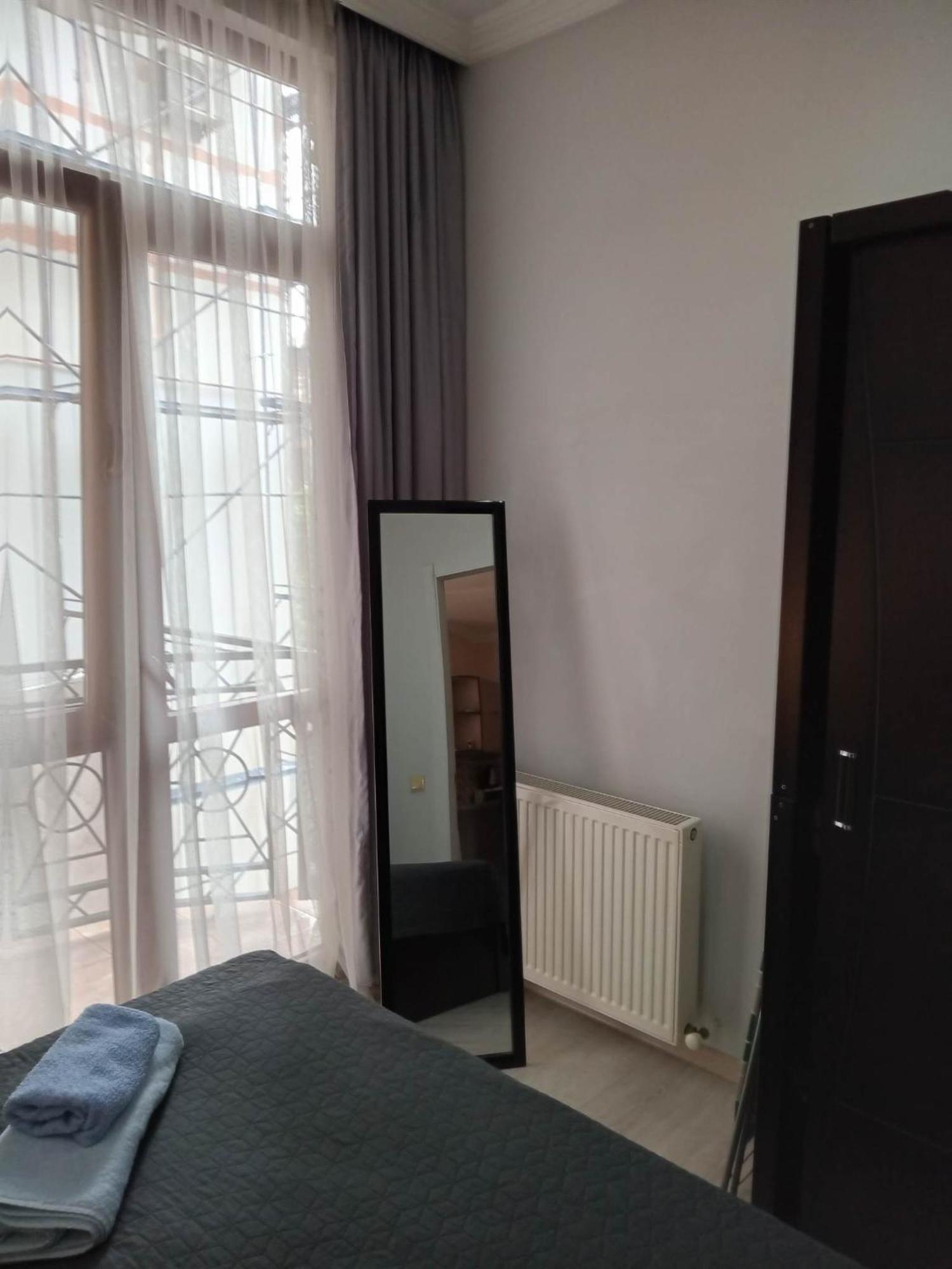 Apartment Face Батуми Экстерьер фото