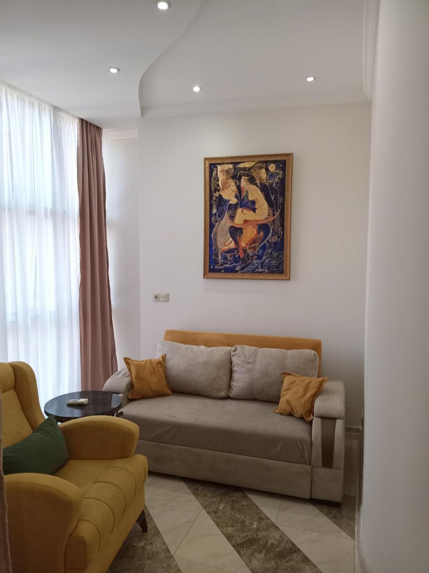 Apartment Face Батуми Экстерьер фото